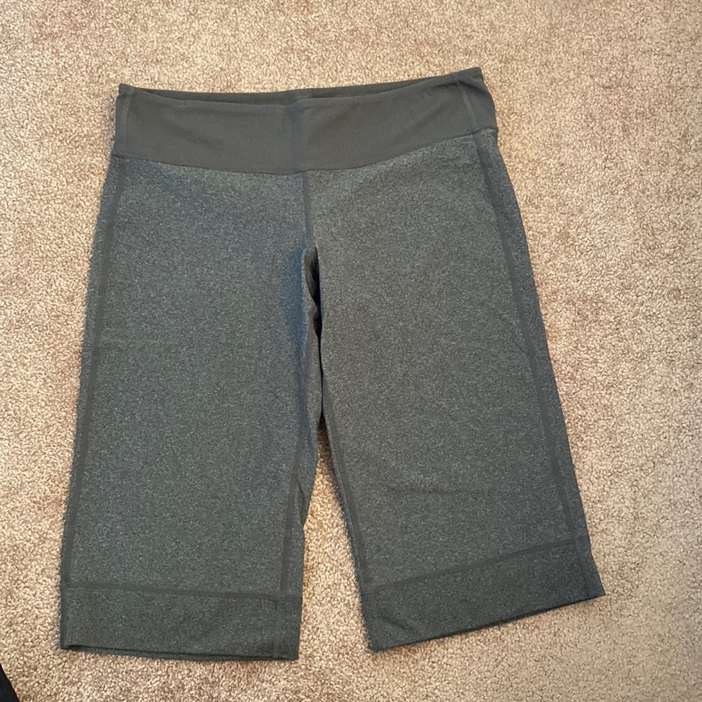 Lululemon Bermuda Short size 8